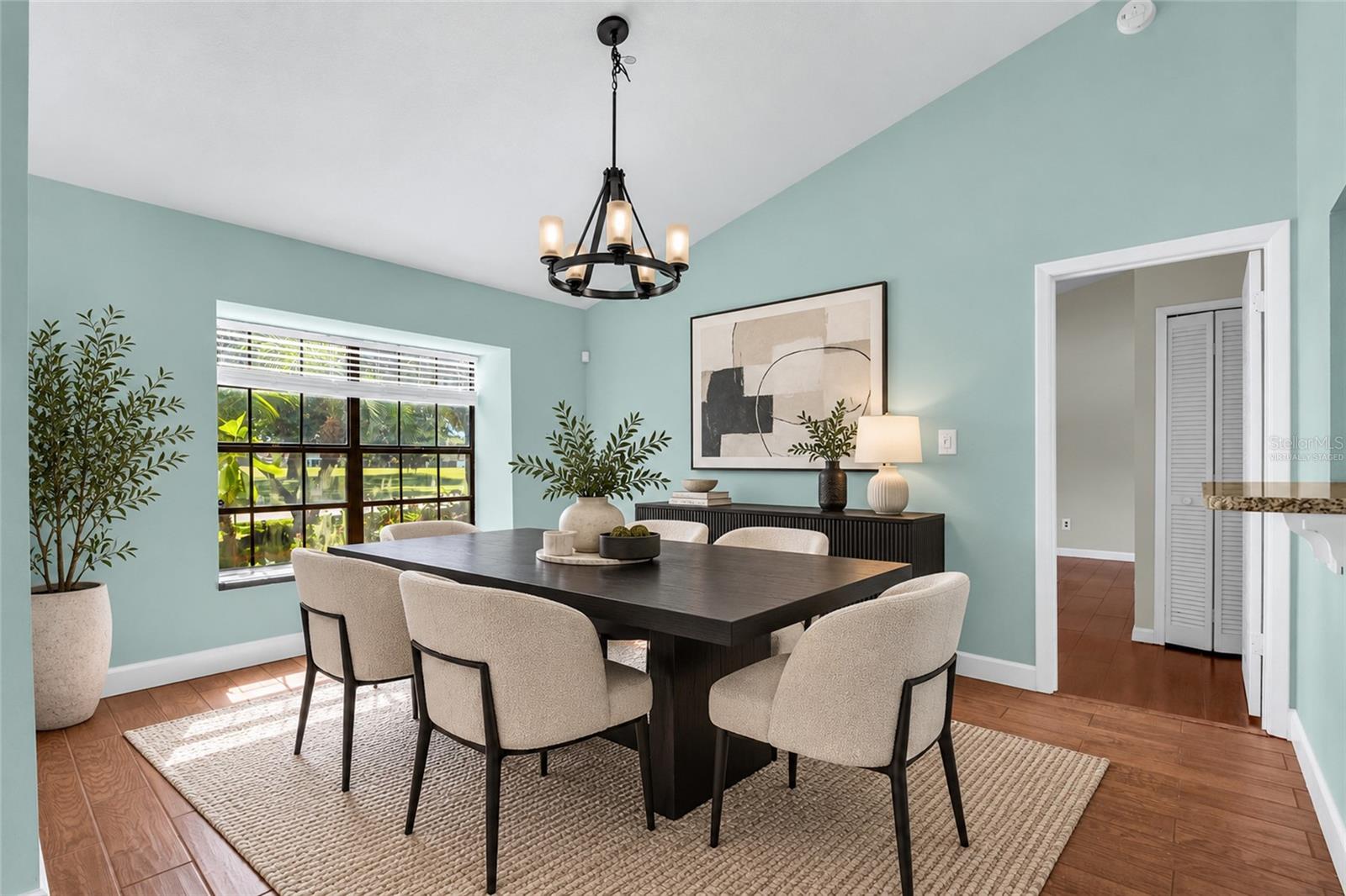 1024 DINERO DR — photo 4