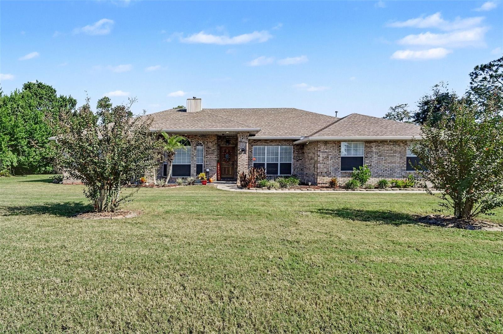 2090 LAKEBREEZE WAY photo