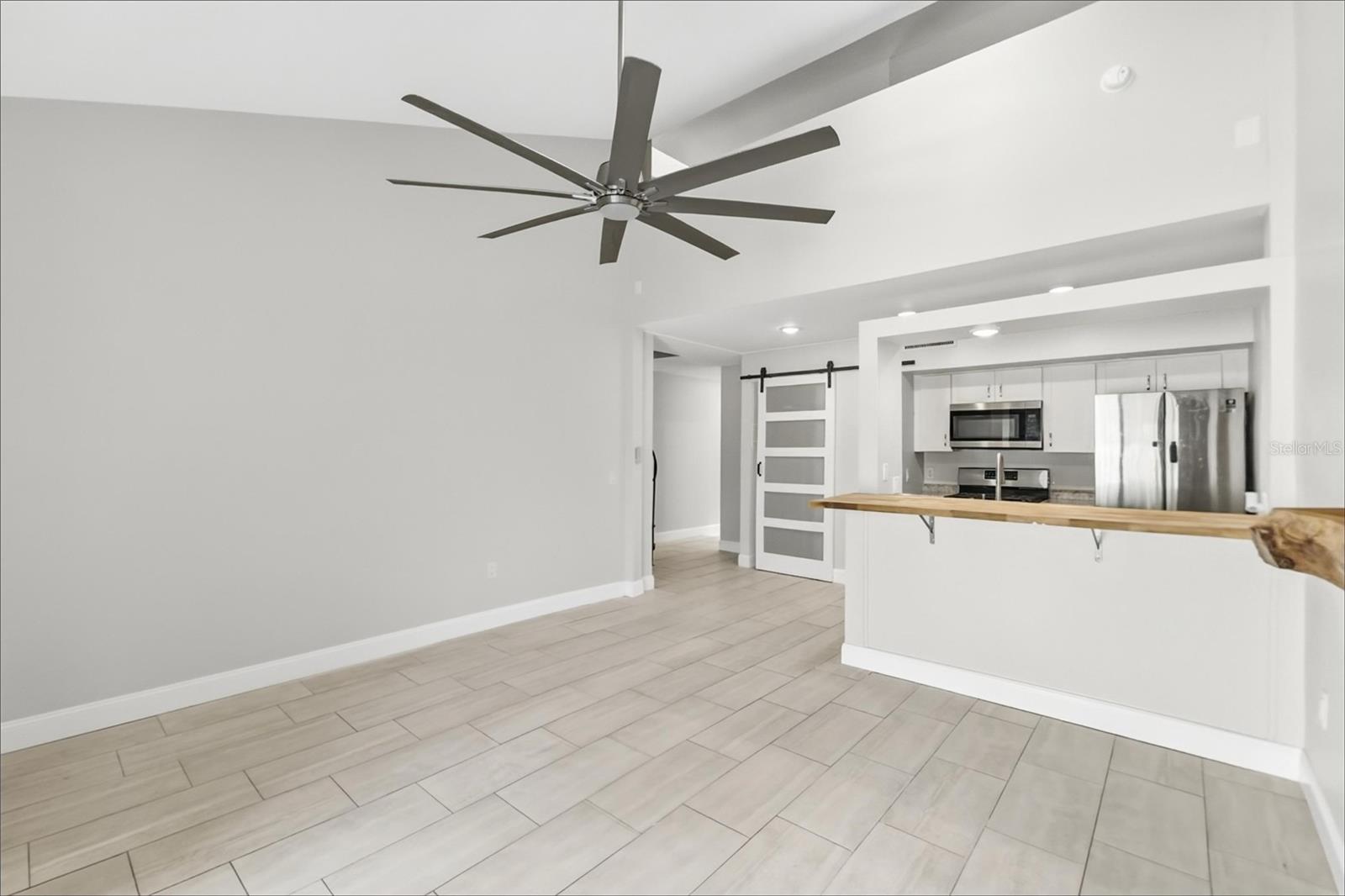 101 N HILL AVE #2 — photo 4