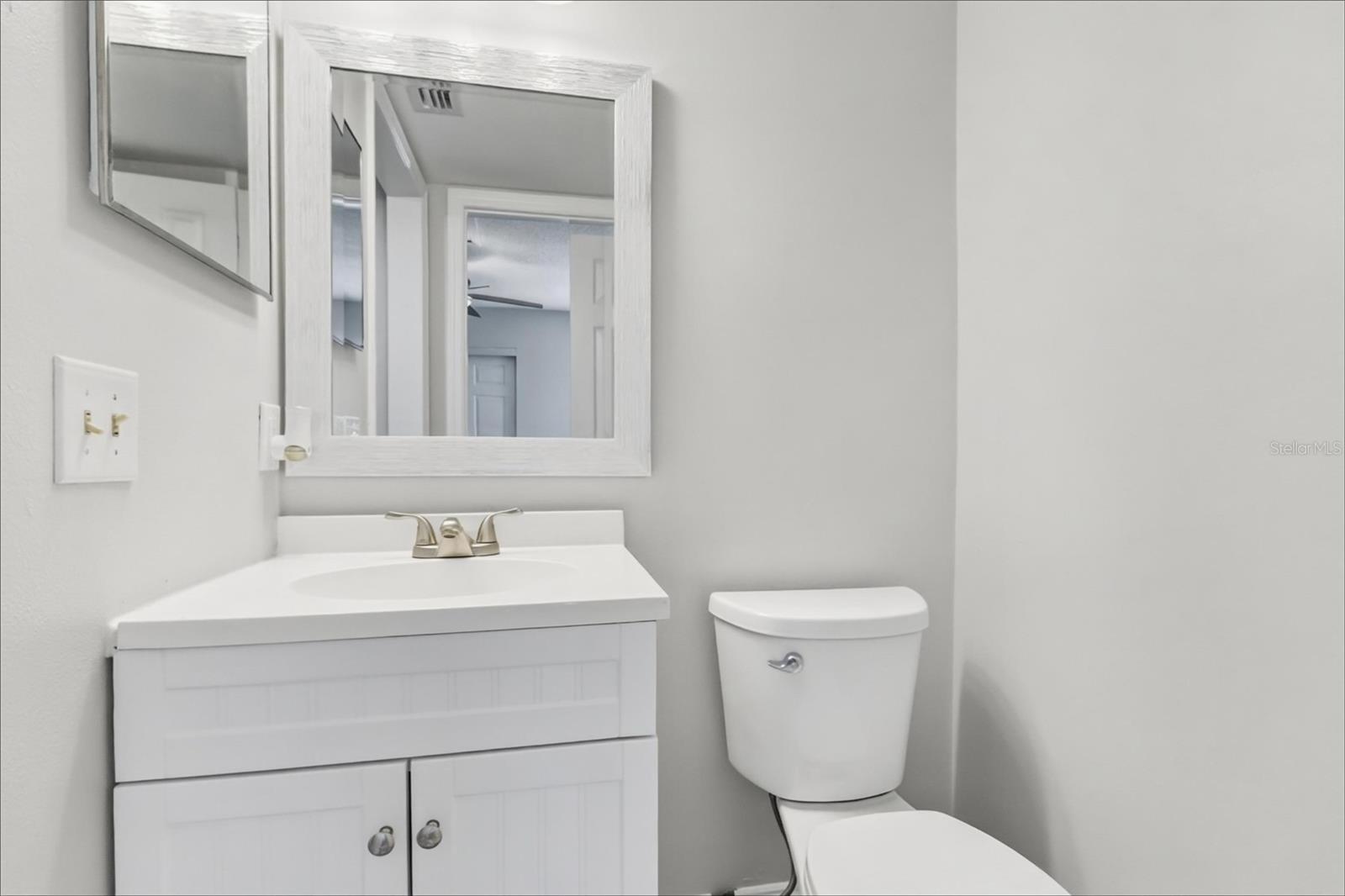 101 N HILL AVE #2 — photo 9