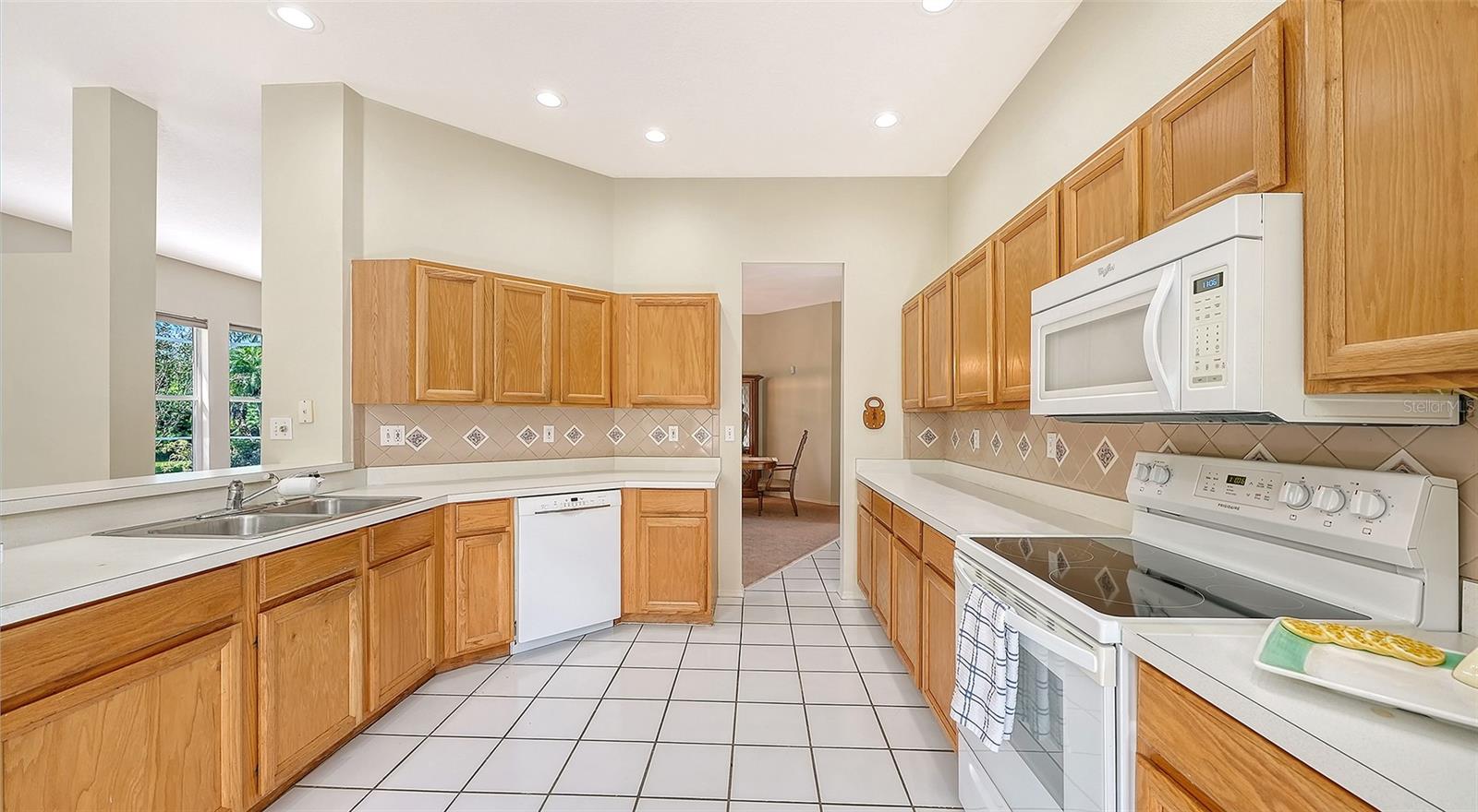 4942 OLDHAM ST — photo 27