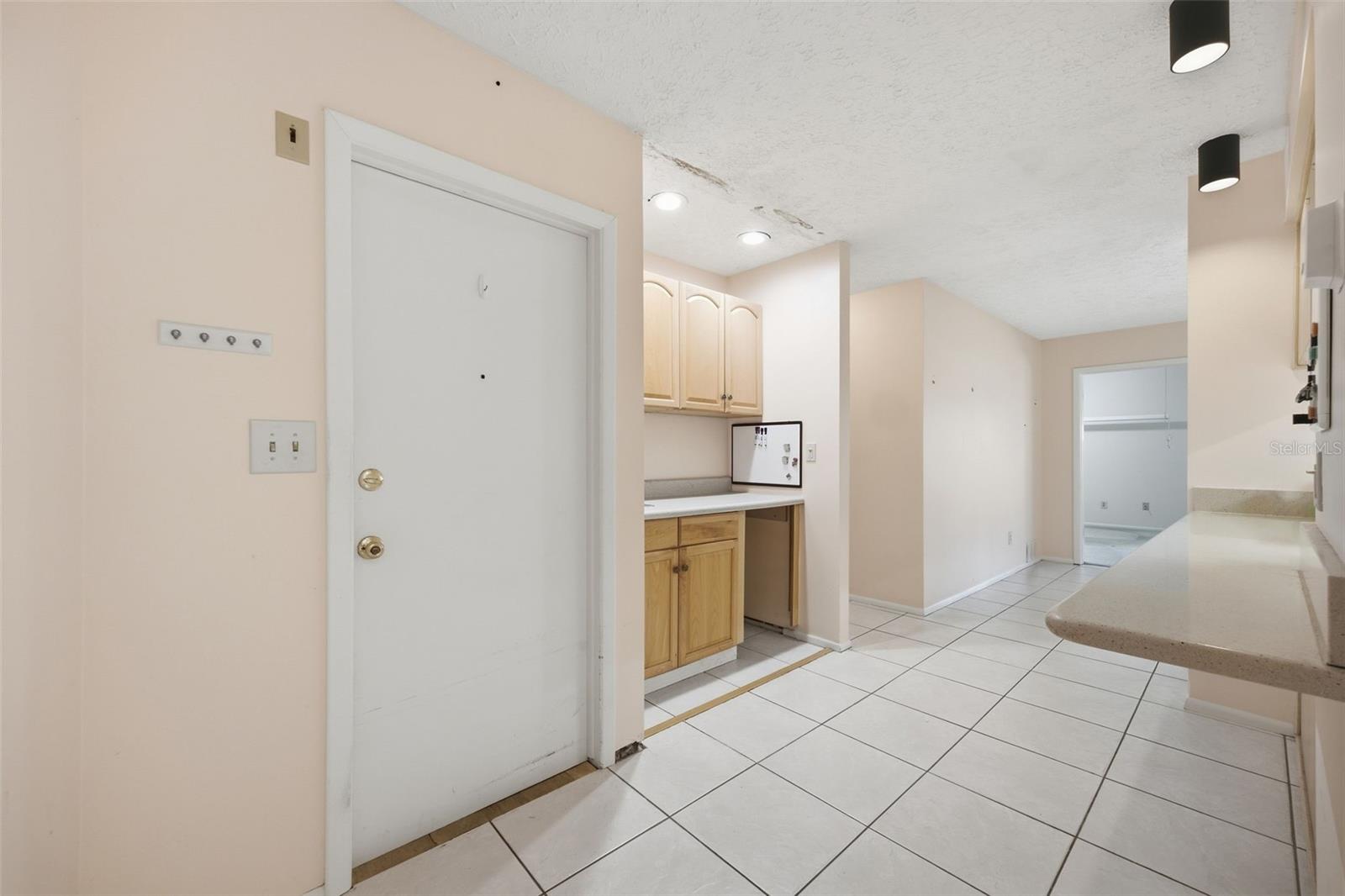4609 DEERWALK AVE — photo 4