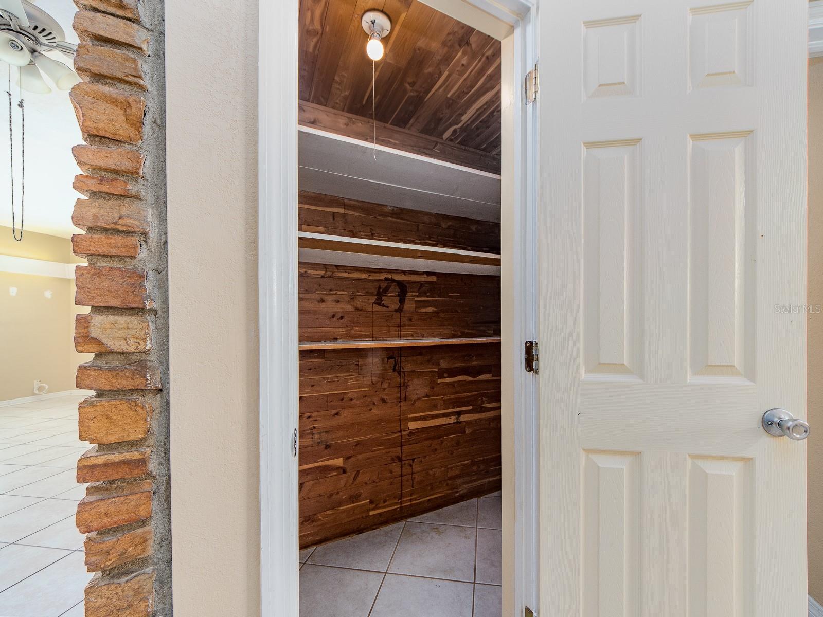 12663 INDIAN ROCKS RD — photo 9