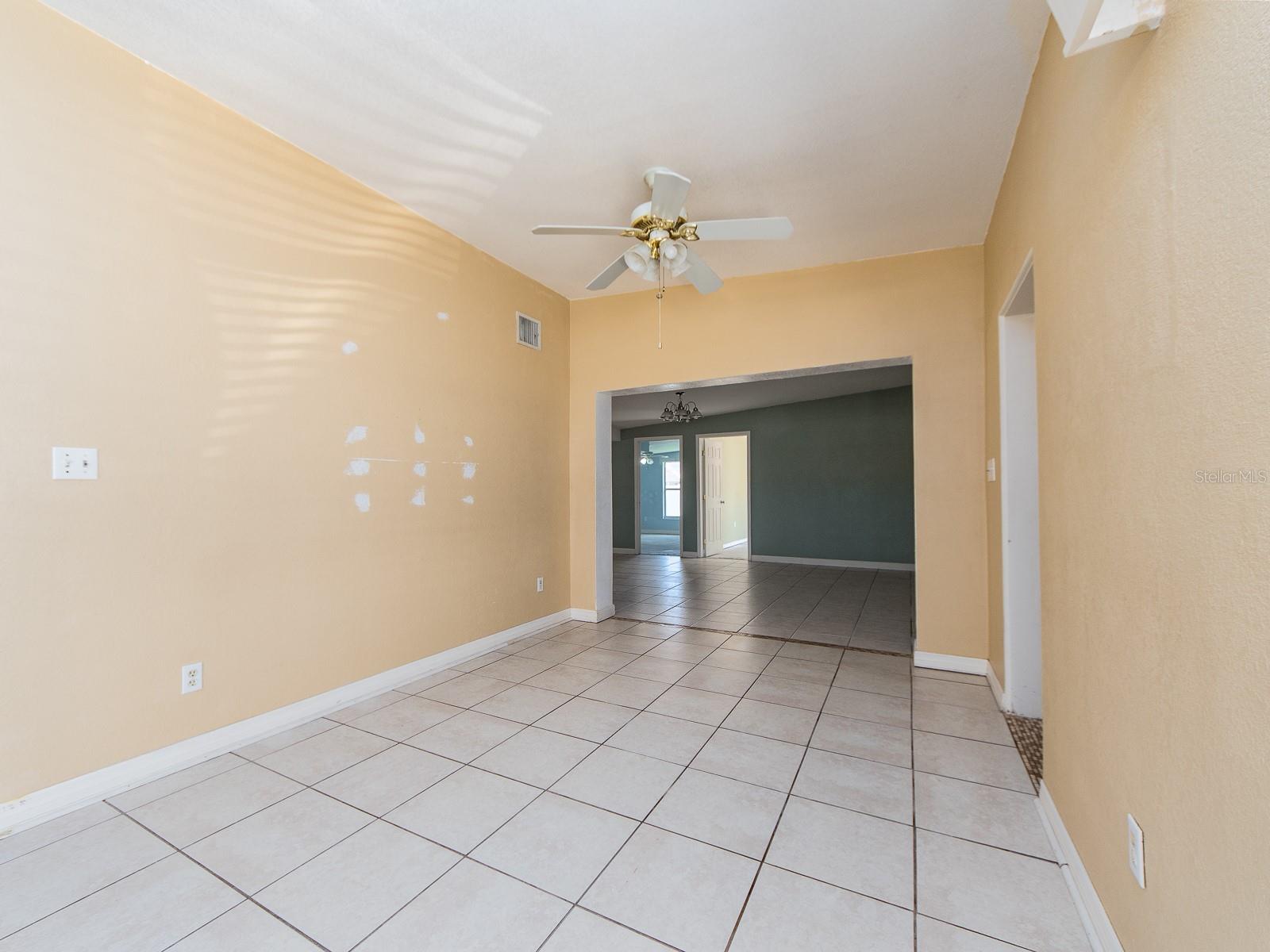 12663 INDIAN ROCKS RD — photo 10