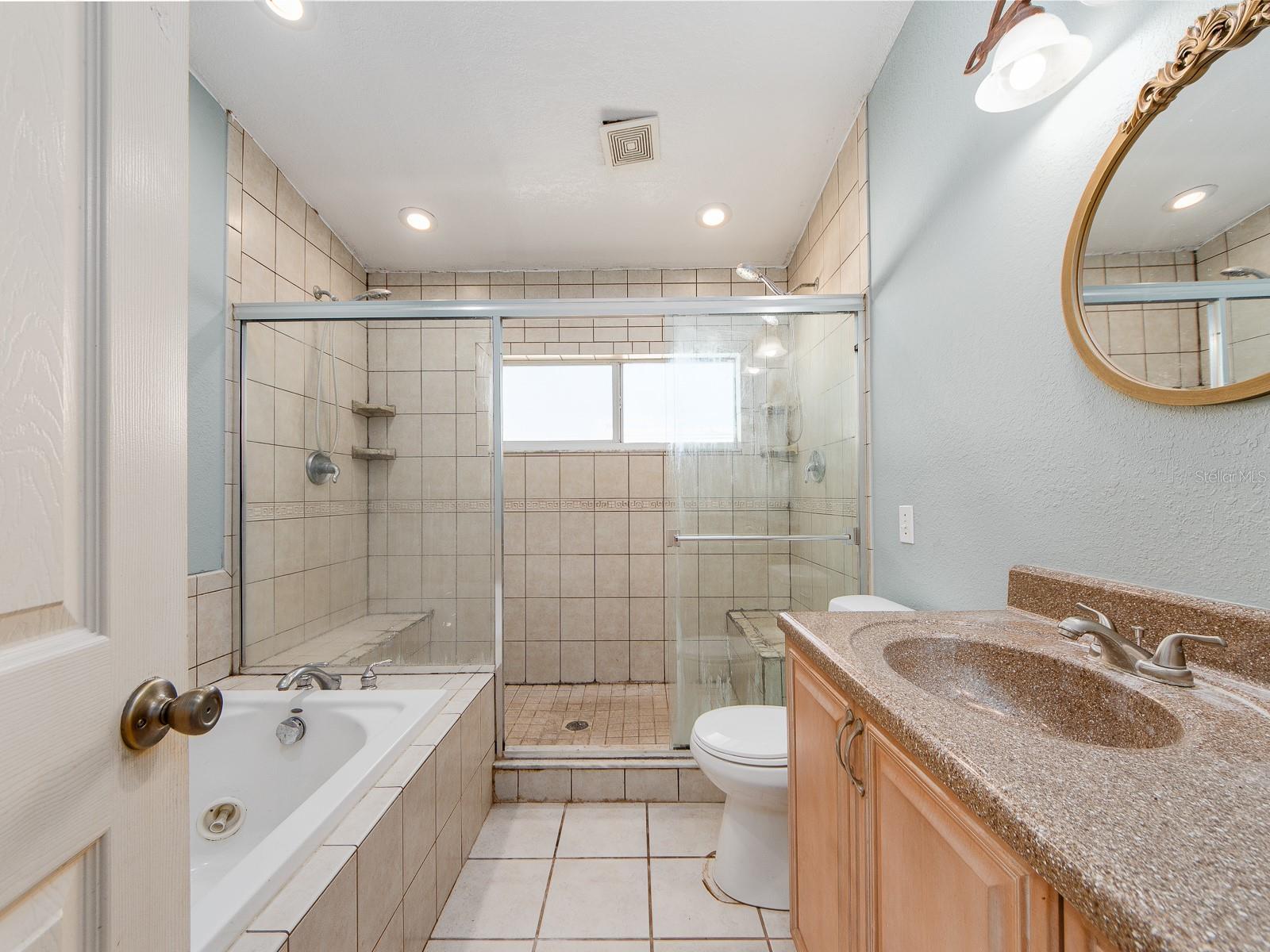 12663 INDIAN ROCKS RD — photo 17