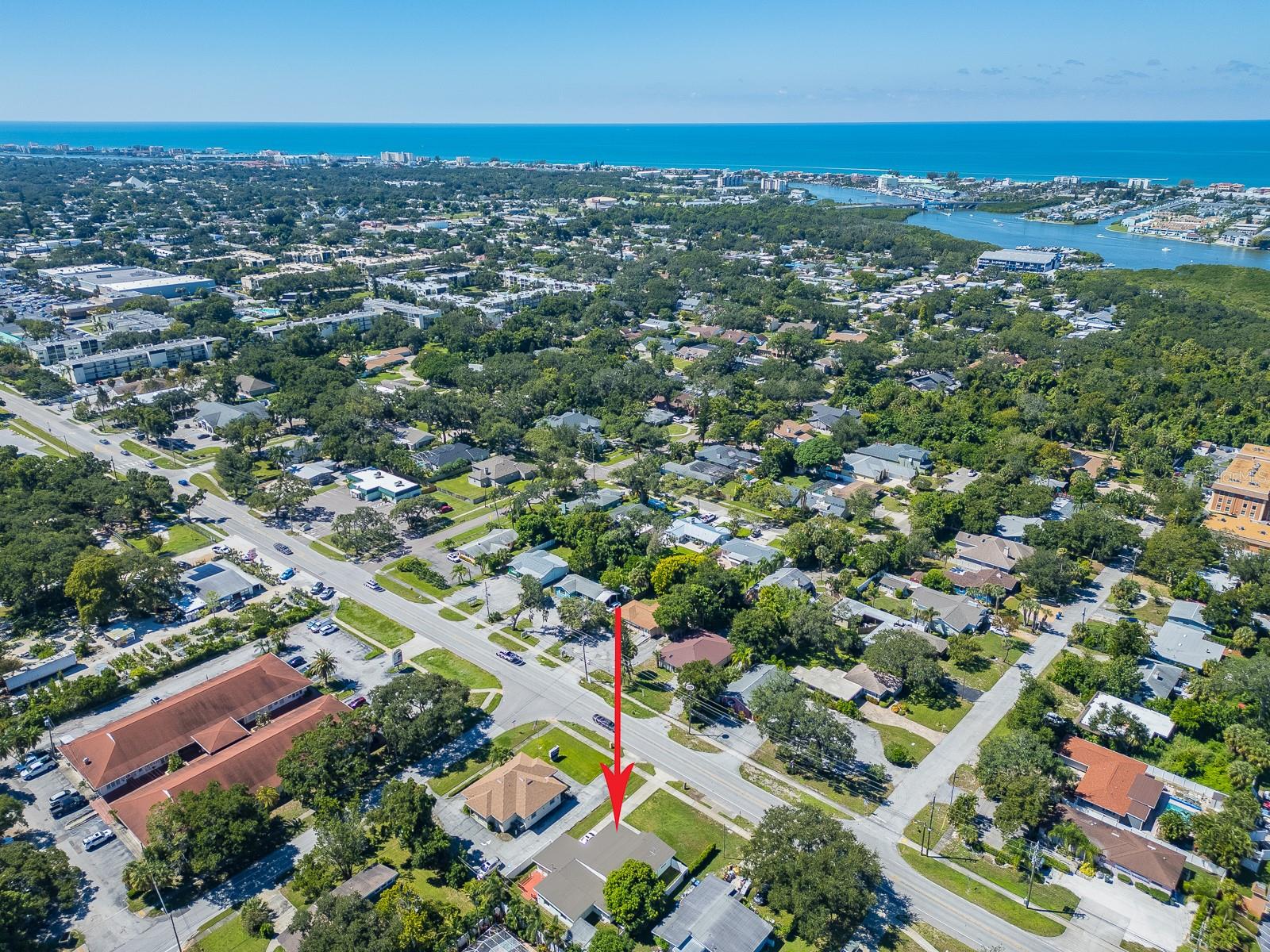 12663 INDIAN ROCKS RD — photo 31