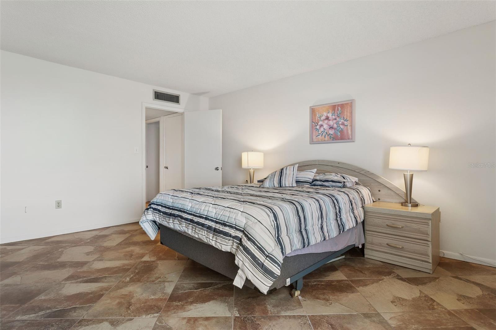 450 S GULFVIEW BLVD #1007 — photo 18