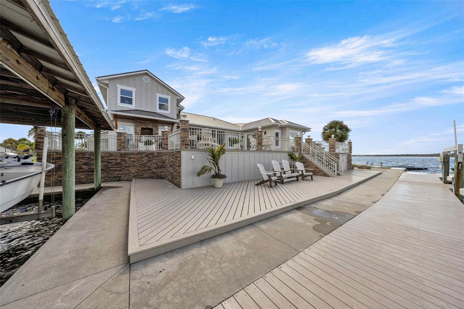 2247 N PILOT PT — photo 10