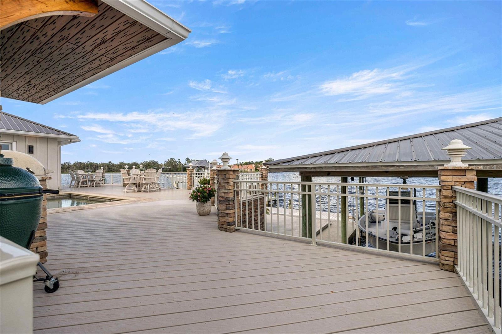 2247 N PILOT PT — photo 26