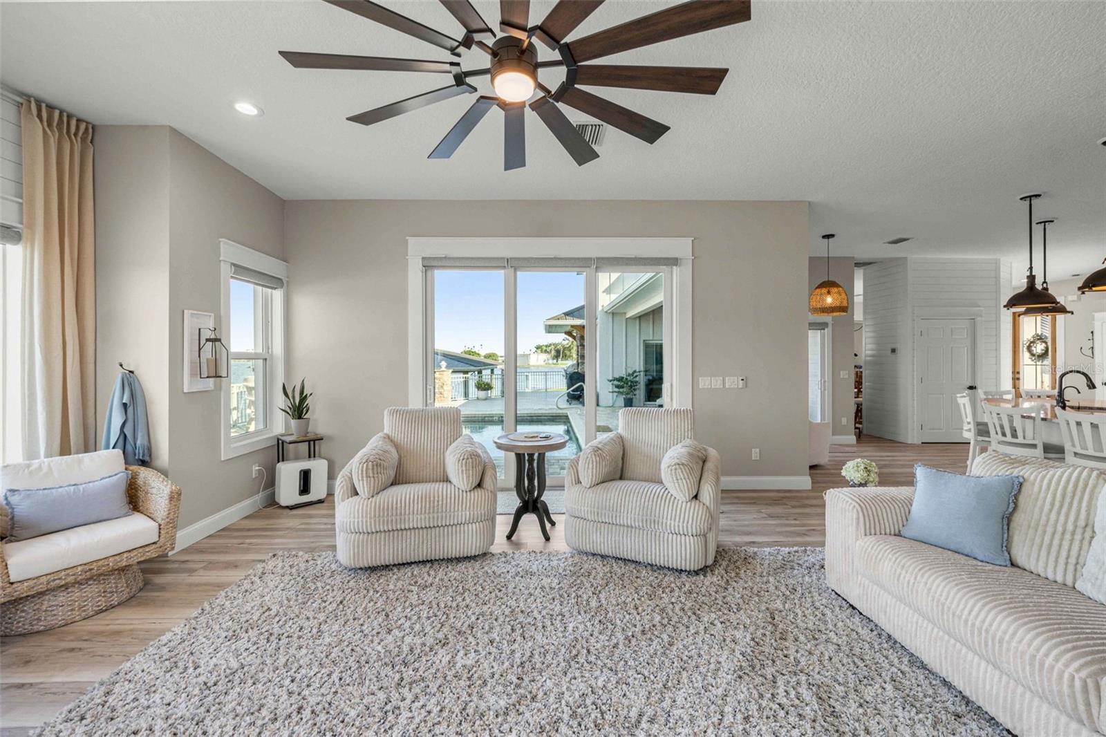2247 N PILOT PT — photo 46