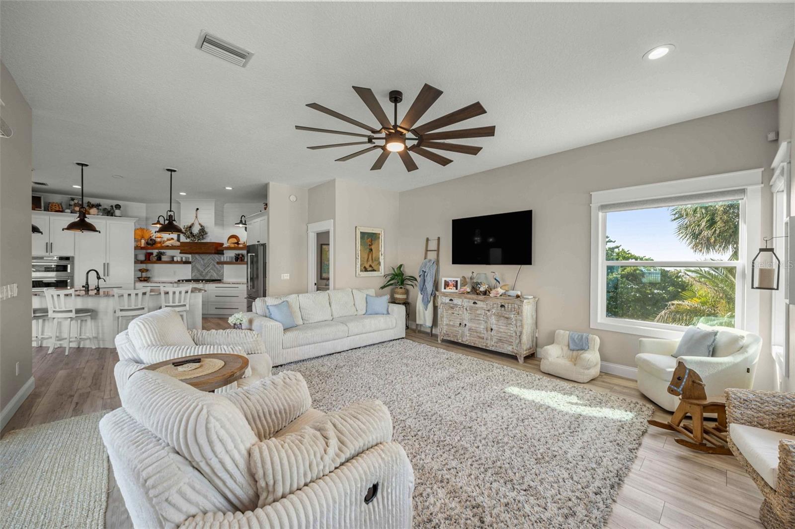 2247 N PILOT PT — photo 49