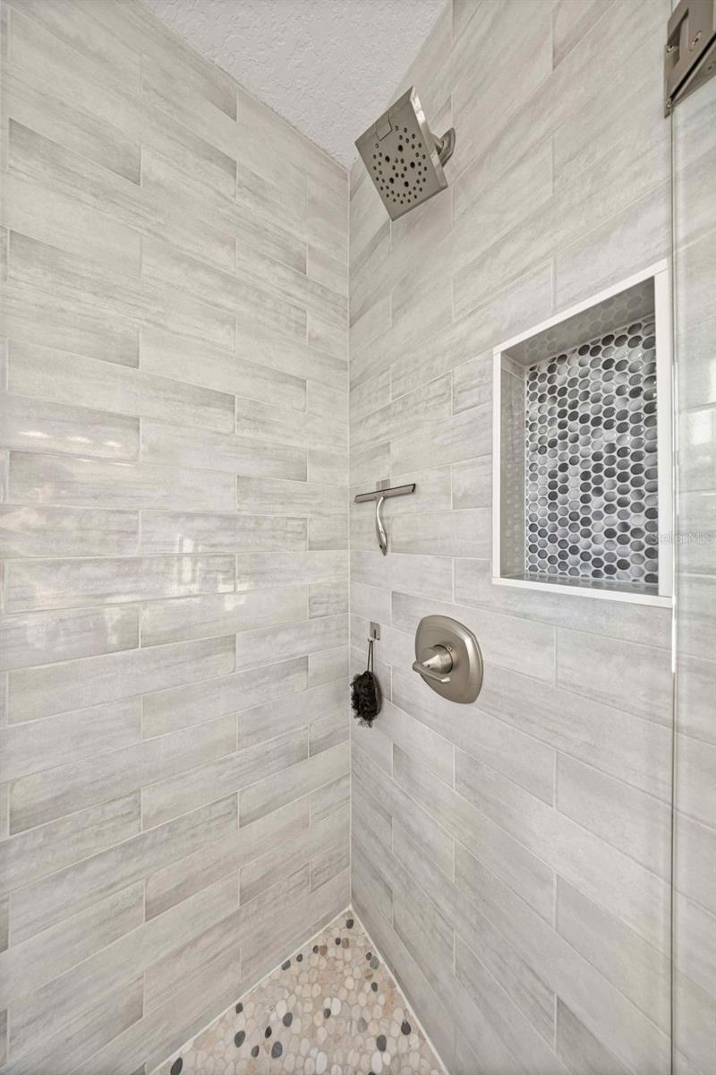 2247 N PILOT PT — photo 73