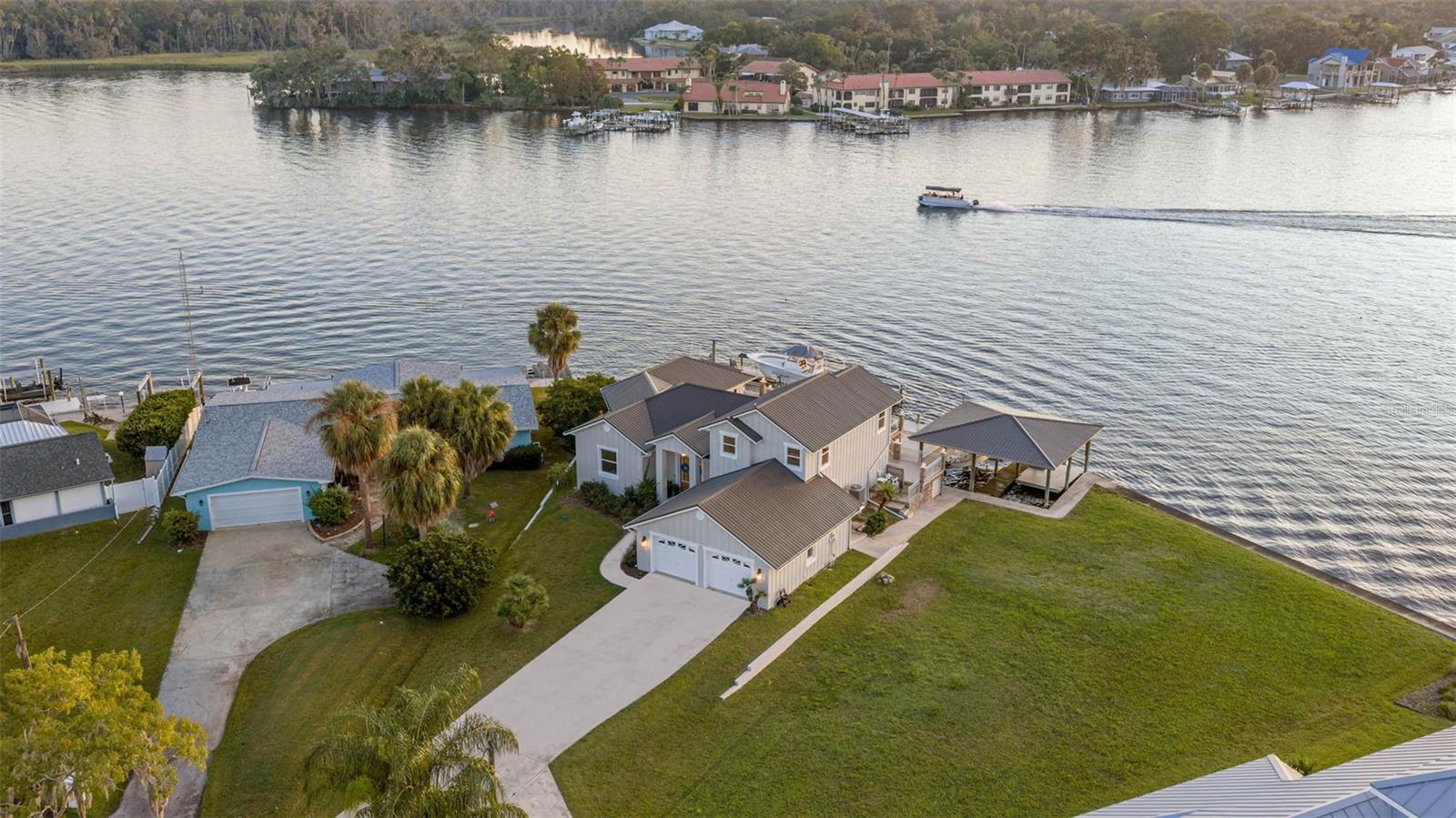 2247 N PILOT PT — photo 79