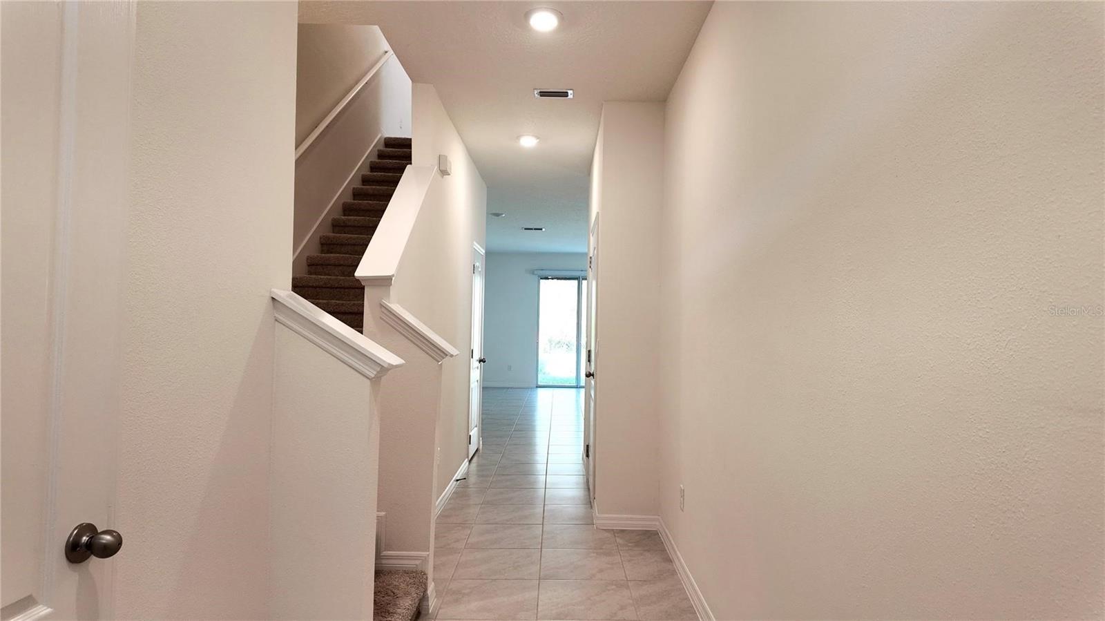 1241 YELLOW FINCH DR — photo 3