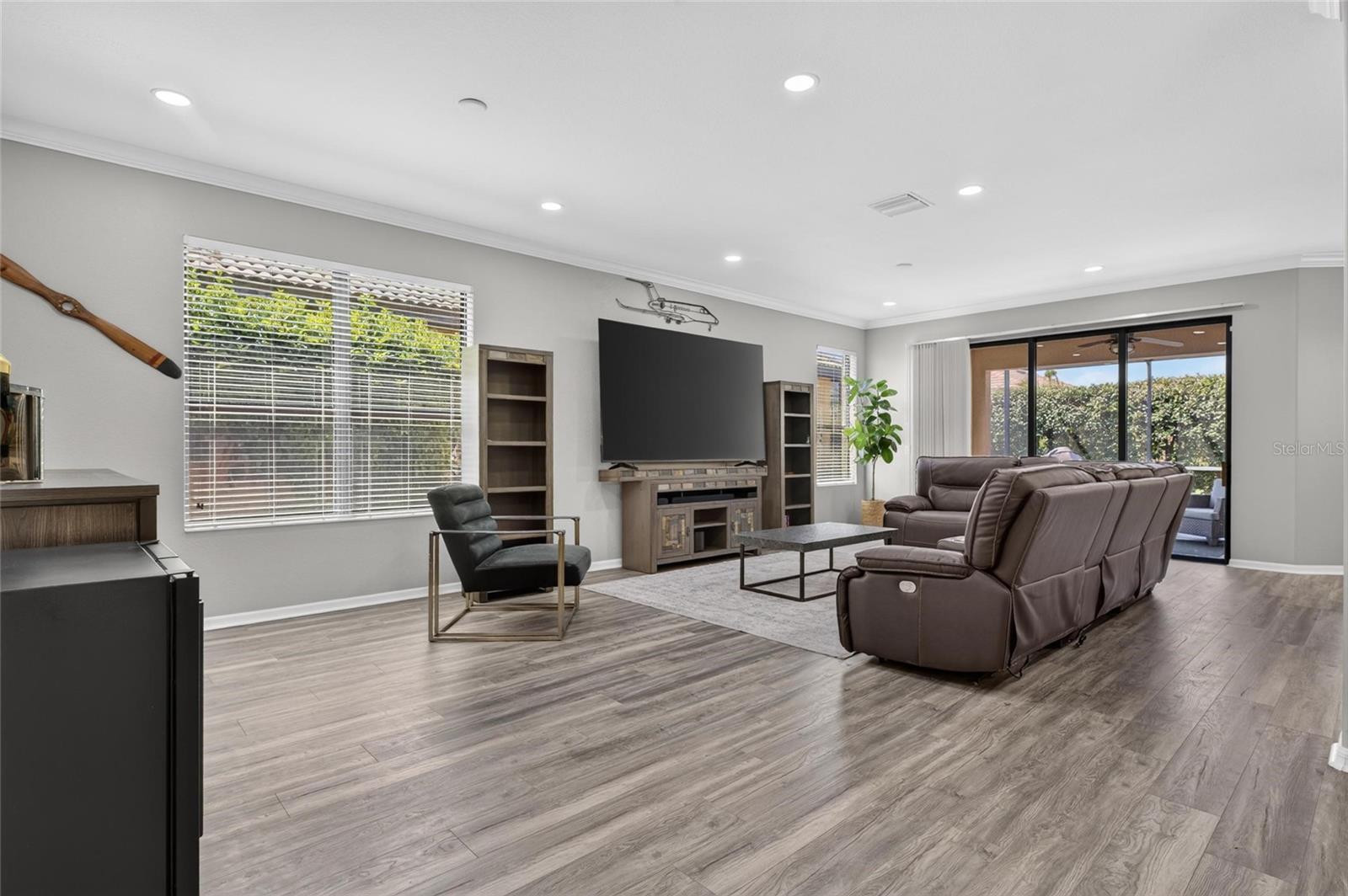 5804 HIDDEN FALLS LN — photo 2