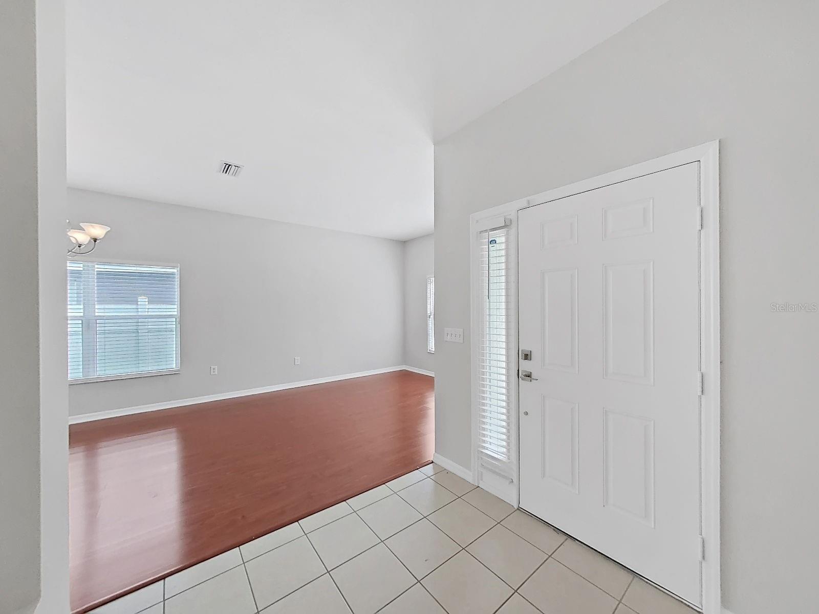 9541 CYPRESS HARBOR DR — photo 6