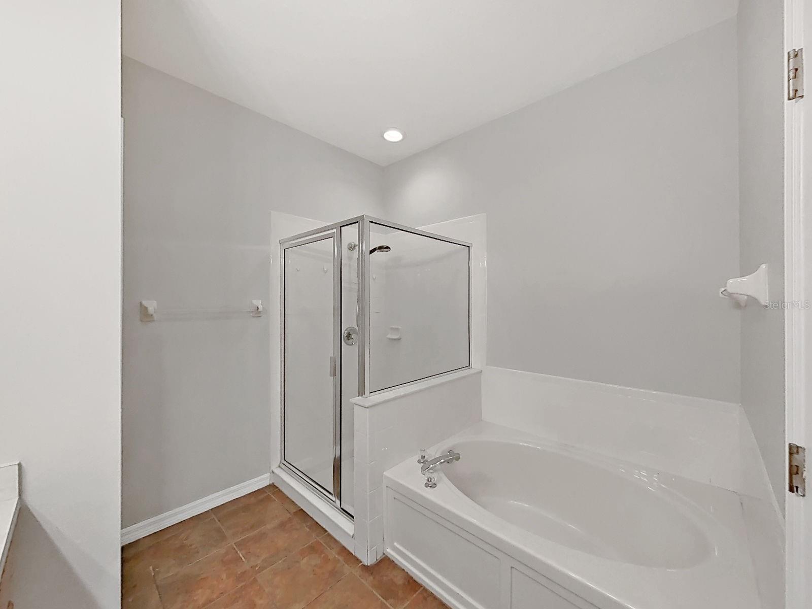 9541 CYPRESS HARBOR DR — photo 30