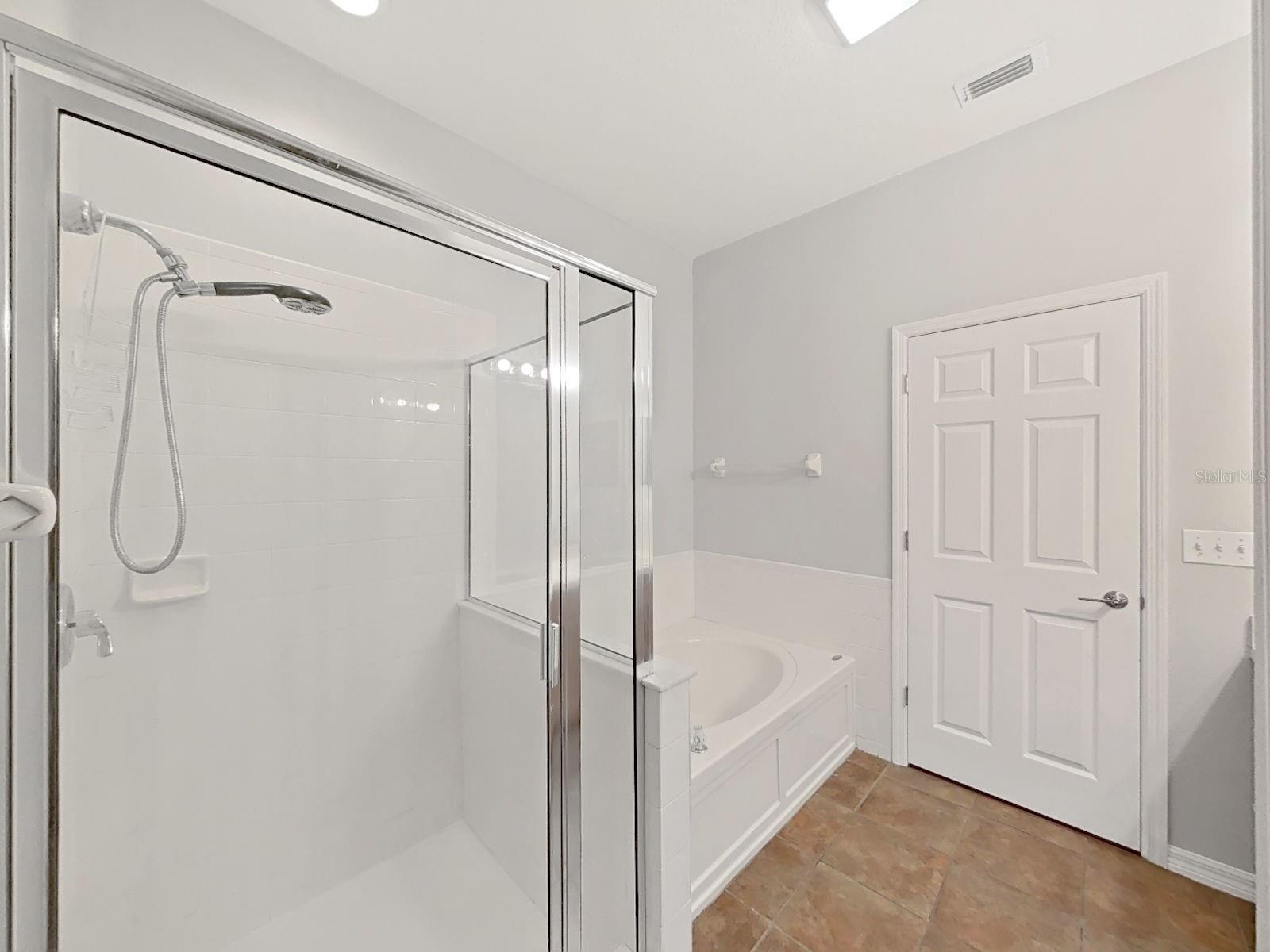 9541 CYPRESS HARBOR DR — photo 31