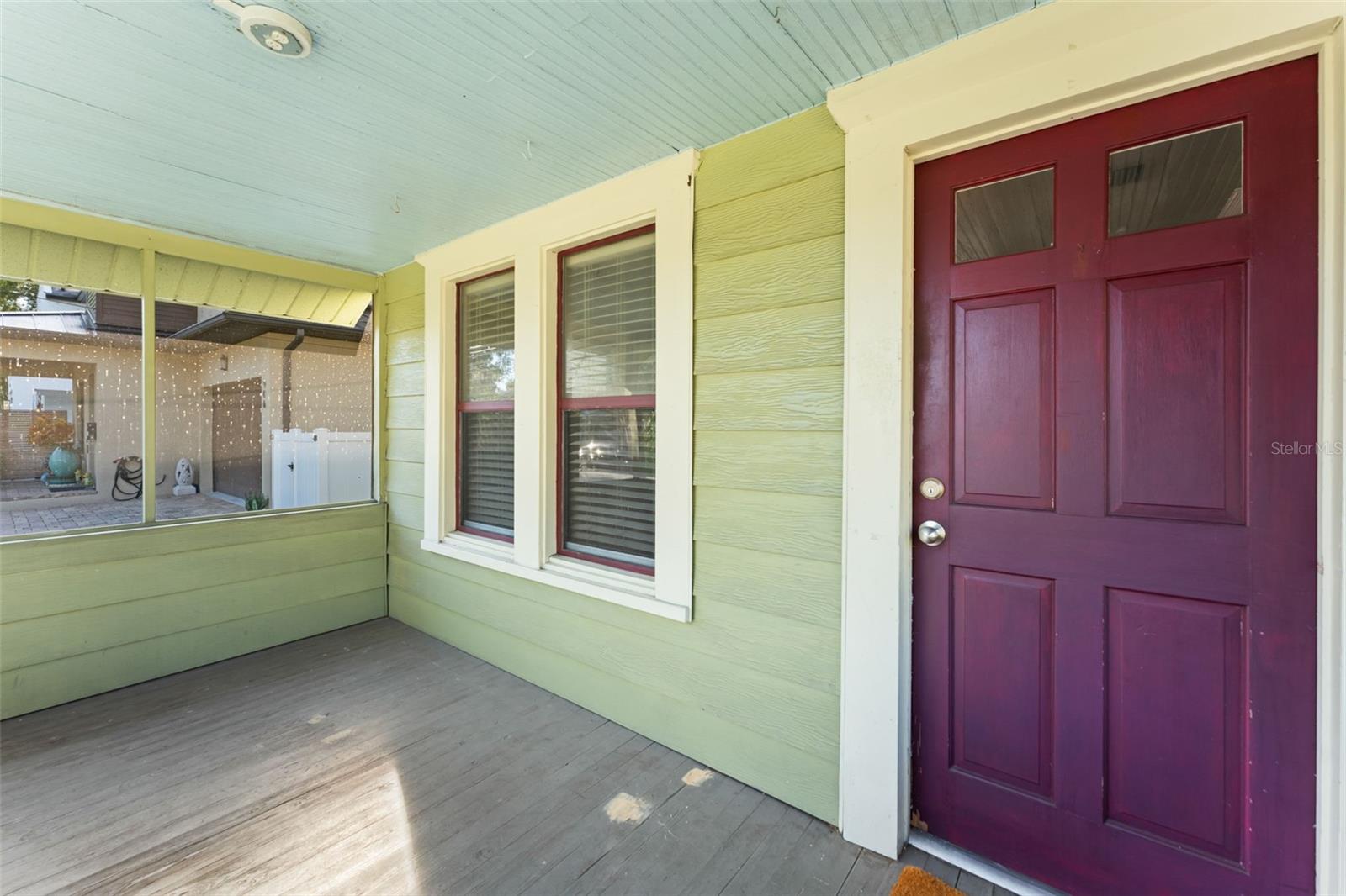 910 SHADY LANE DR — photo 3