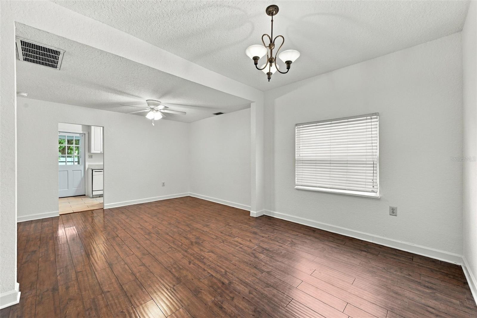 1242 NEW YORK AVE — photo 13