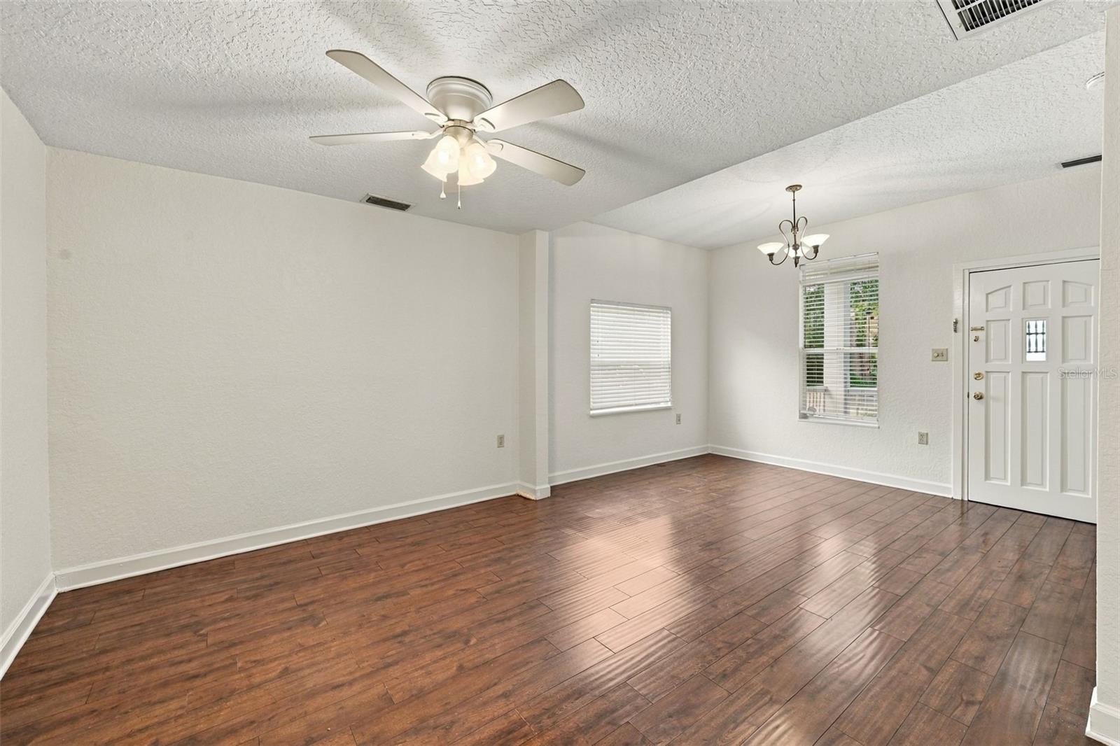 1242 NEW YORK AVE — photo 16