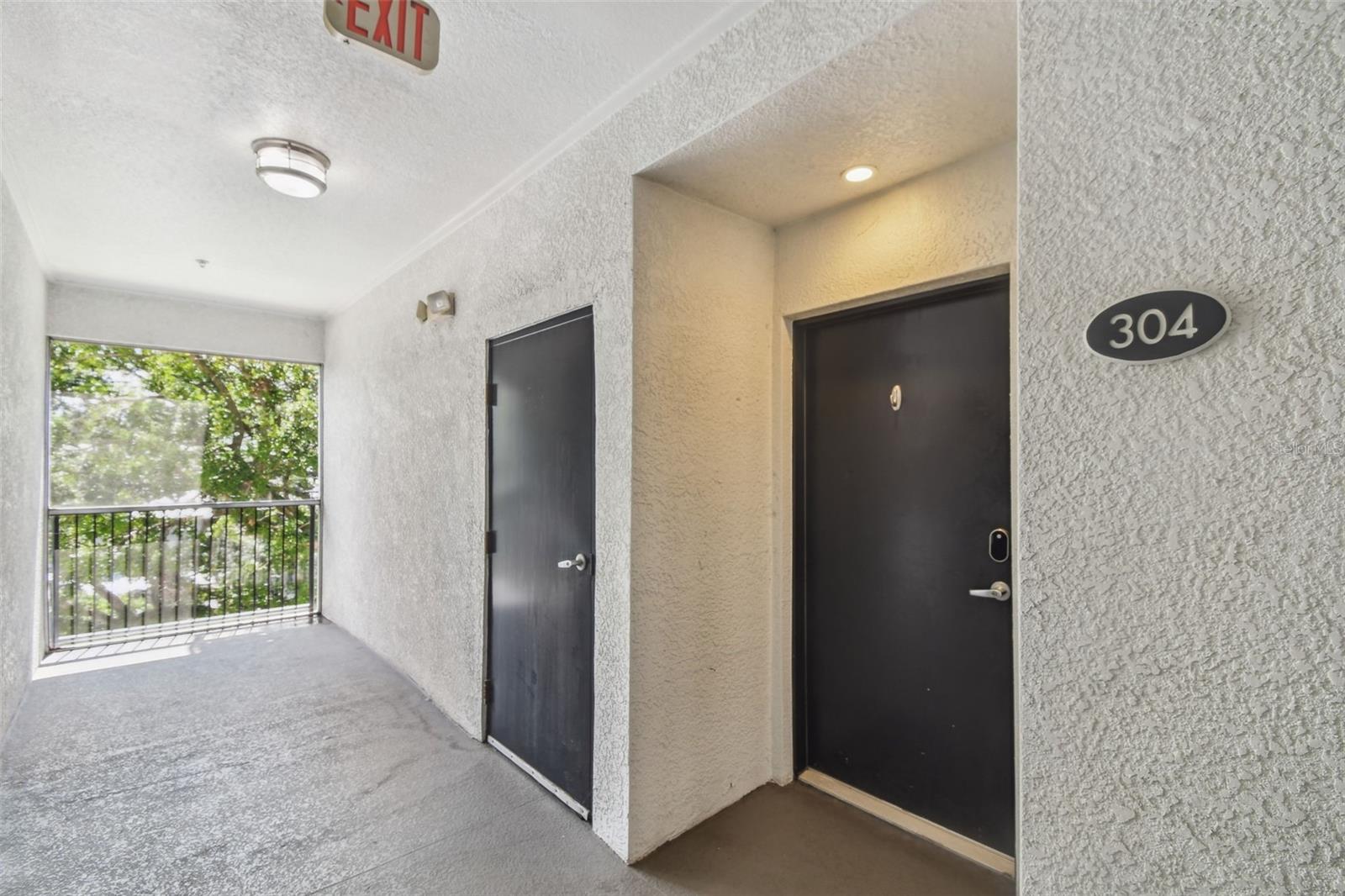 435 S OREGON AVE #304 — photo 3