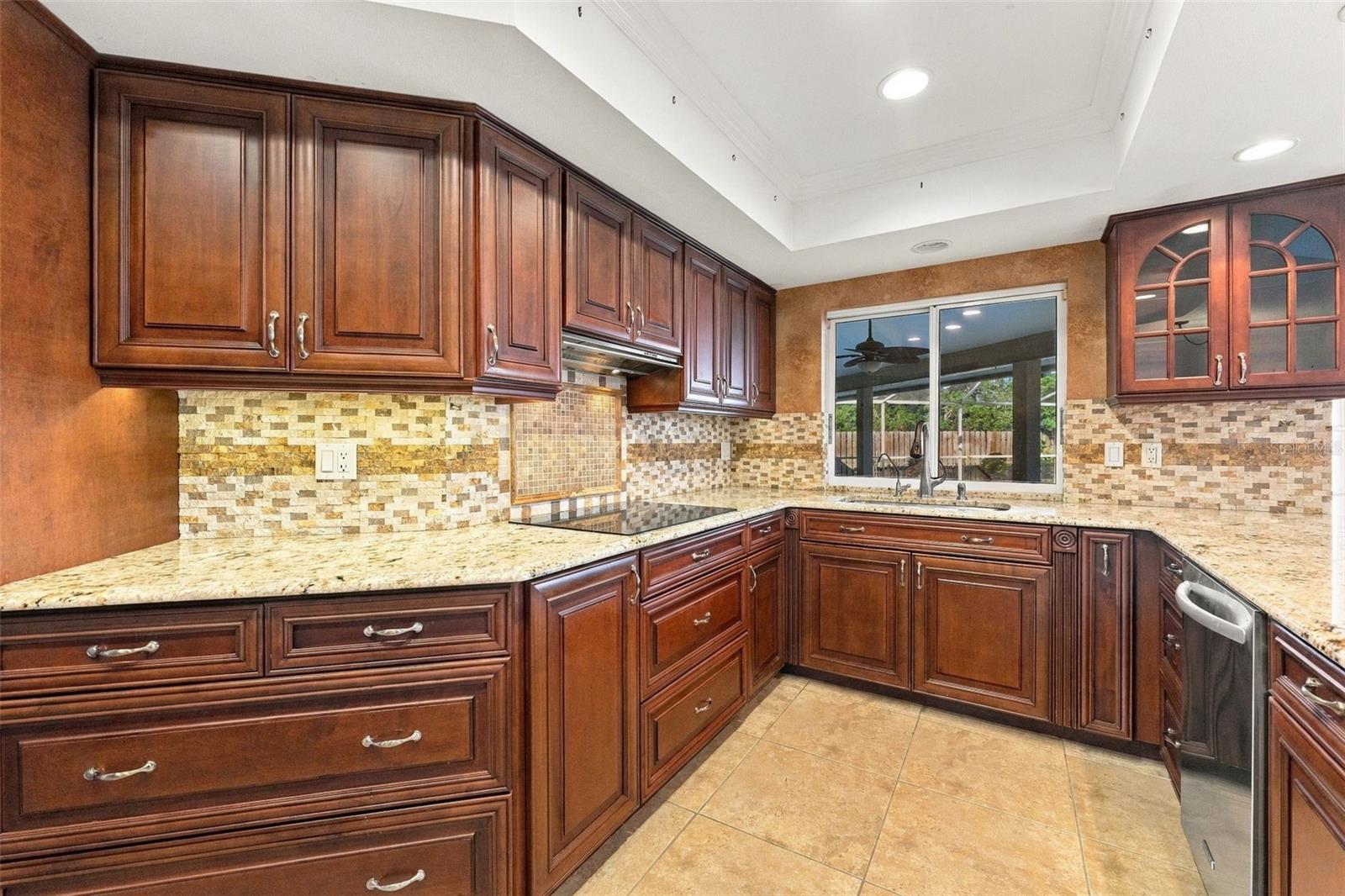 16508 BLENHEIM DR — photo 6