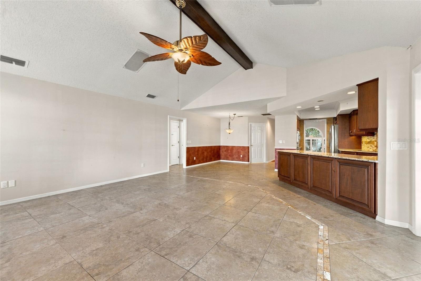 16508 BLENHEIM DR — photo 9