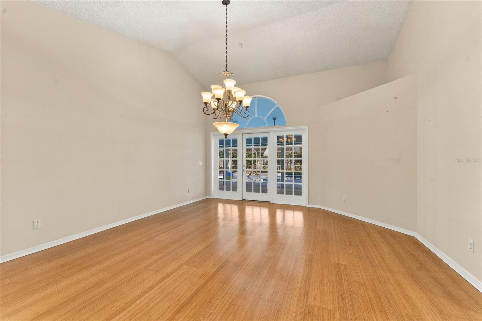 16508 BLENHEIM DR — photo 14