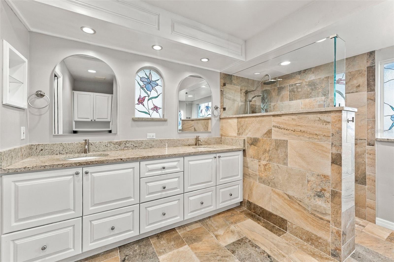 16508 BLENHEIM DR — photo 21