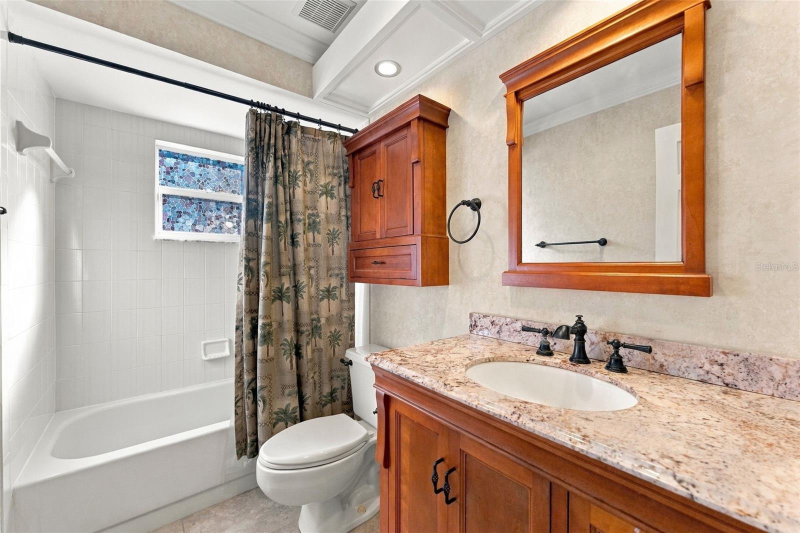 16508 BLENHEIM DR — photo 26