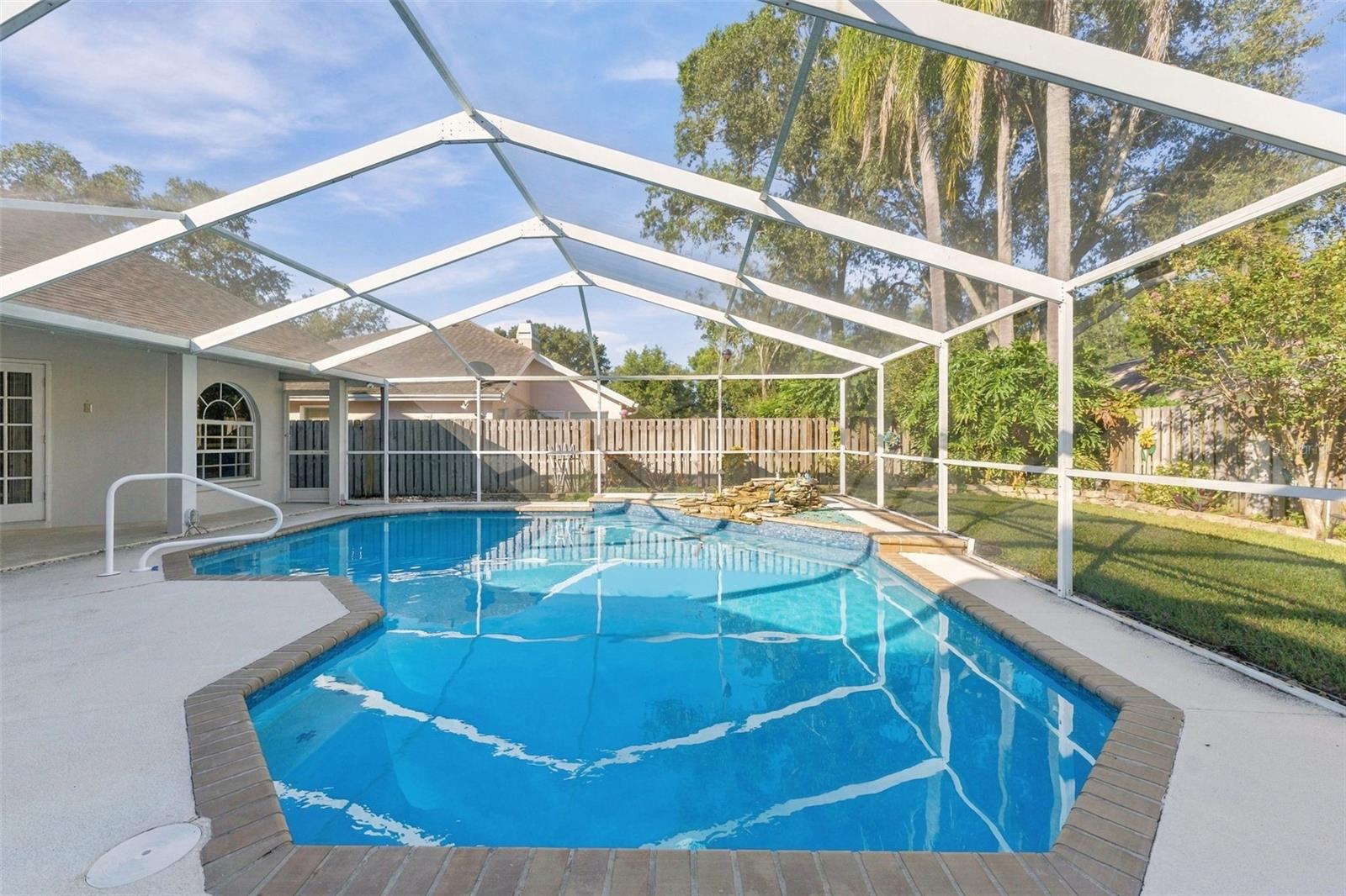 16508 BLENHEIM DR — photo 34