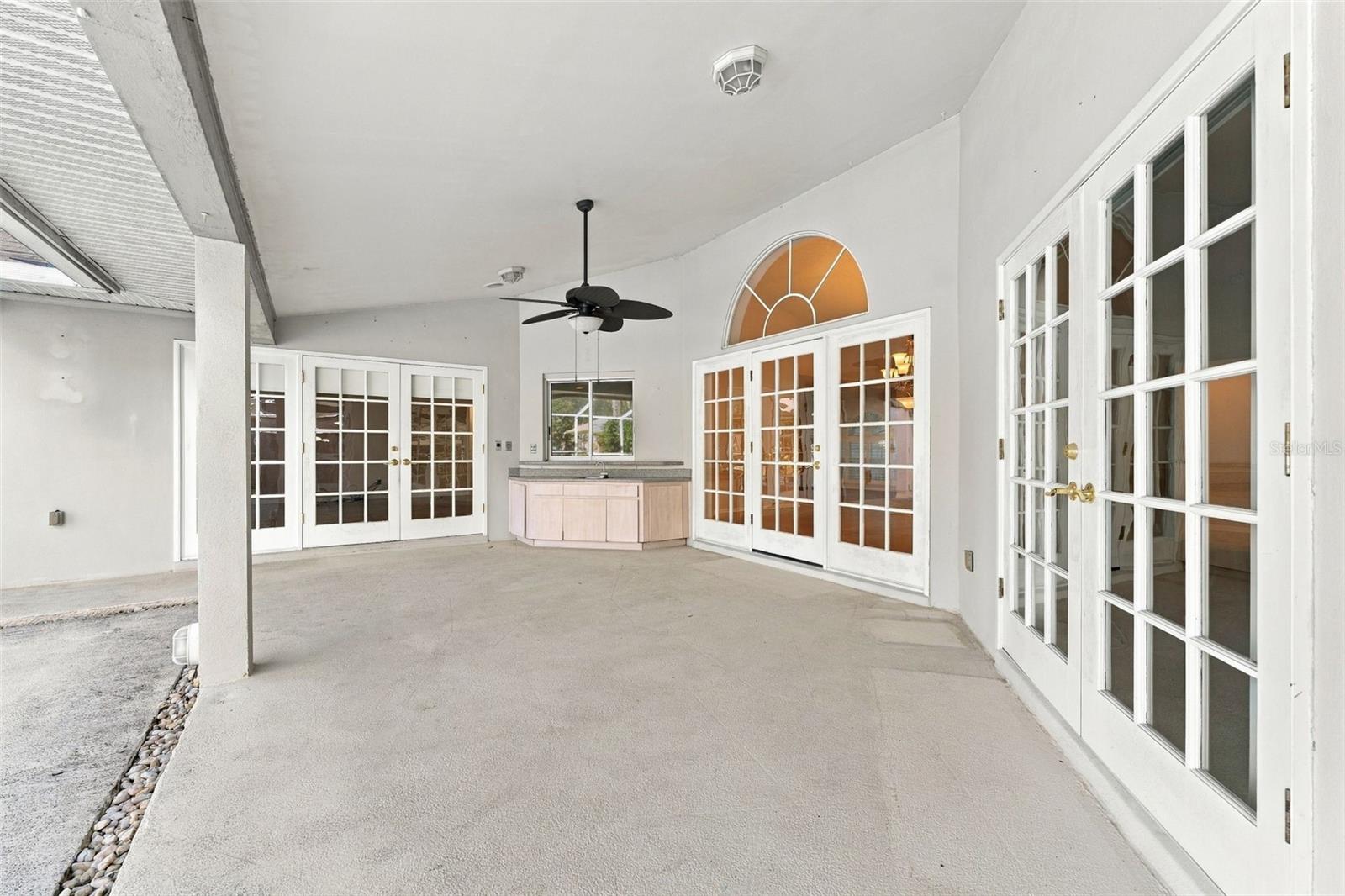 16508 BLENHEIM DR — photo 36