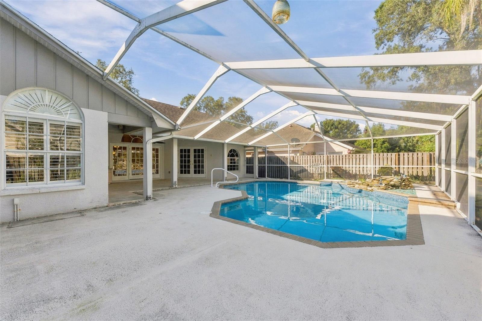 16508 BLENHEIM DR — photo 37