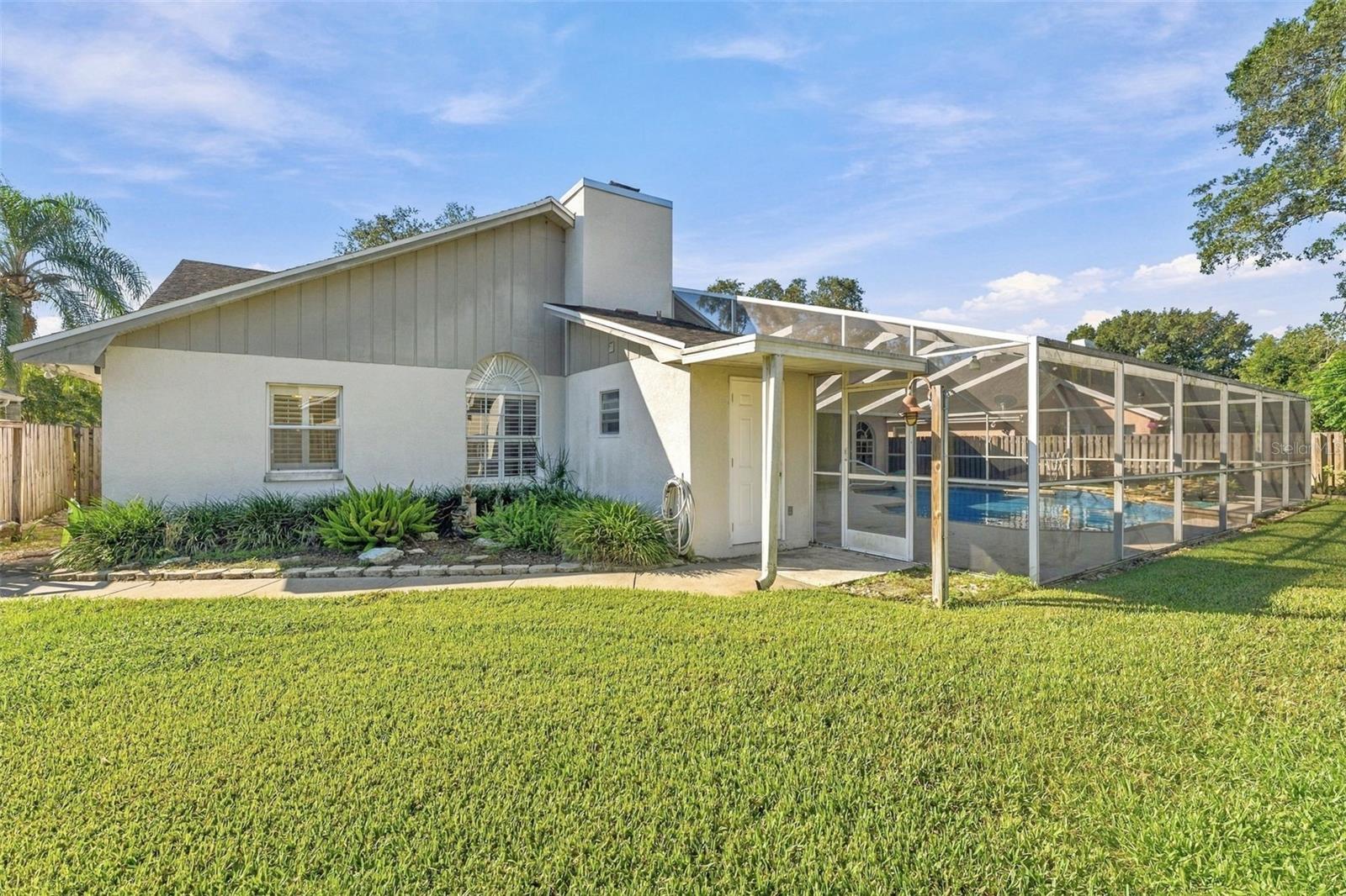 16508 BLENHEIM DR — photo 41
