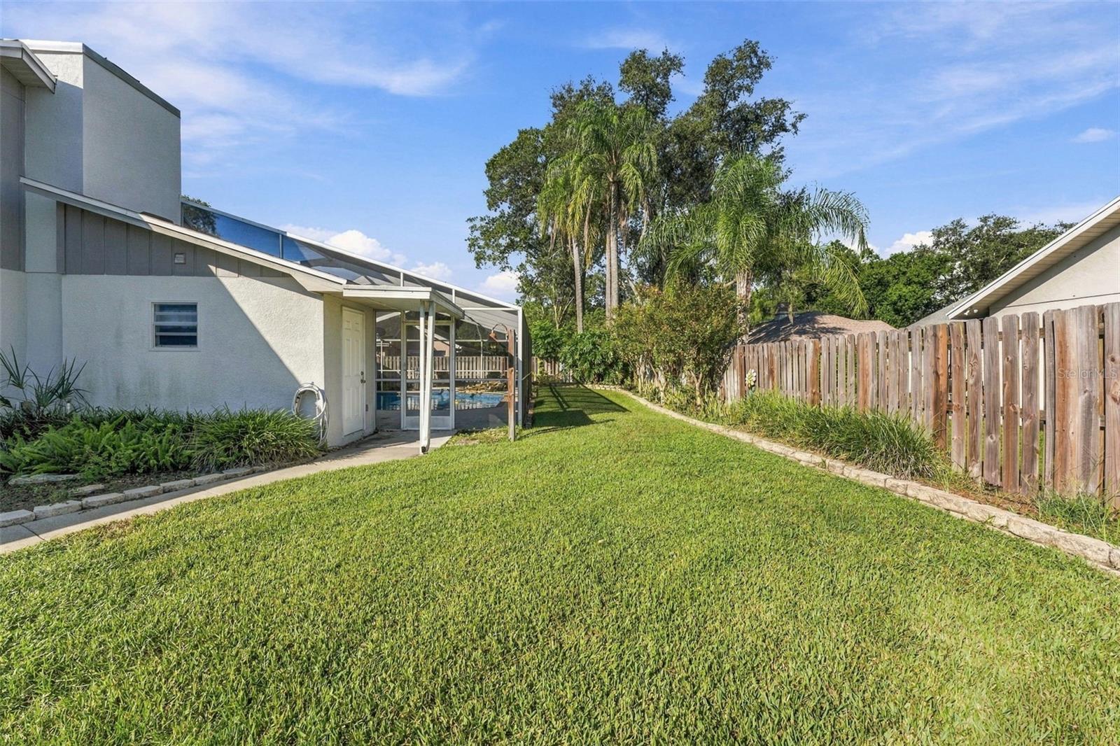 16508 BLENHEIM DR — photo 42
