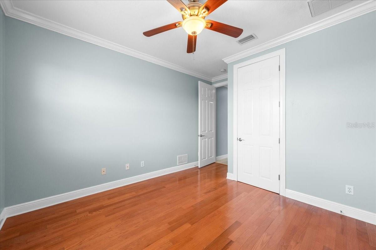 5501 CLIPPER CT — photo 28