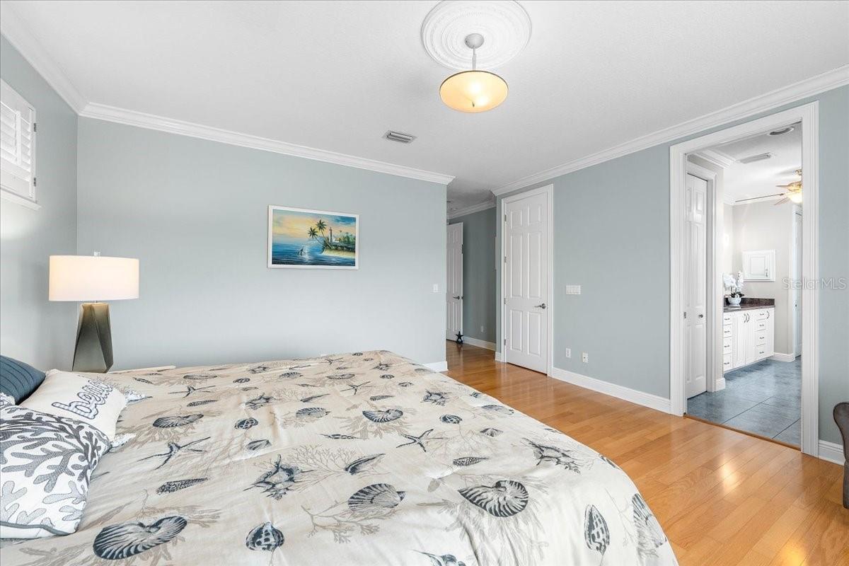 5501 CLIPPER CT — photo 30