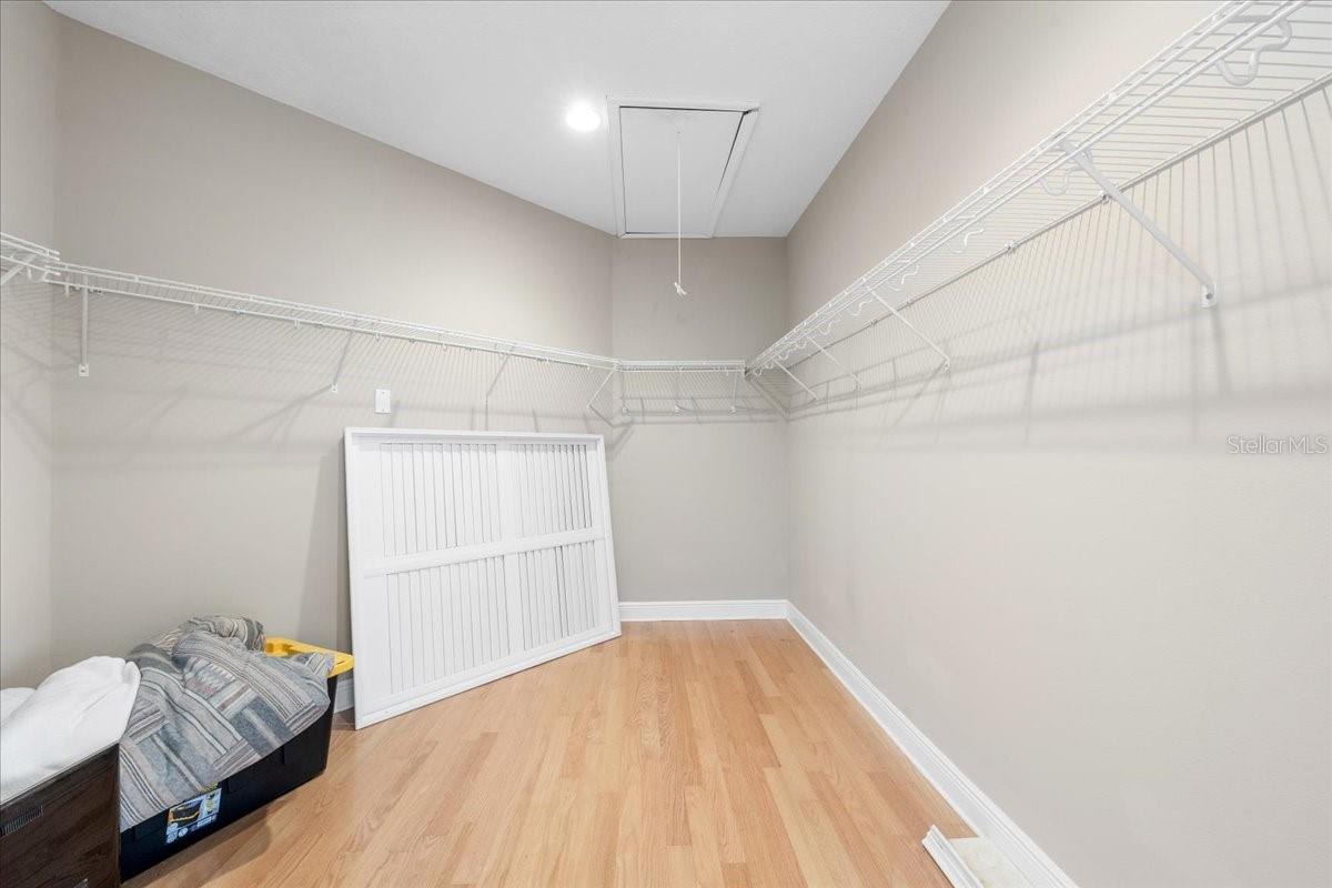 5501 CLIPPER CT — photo 32