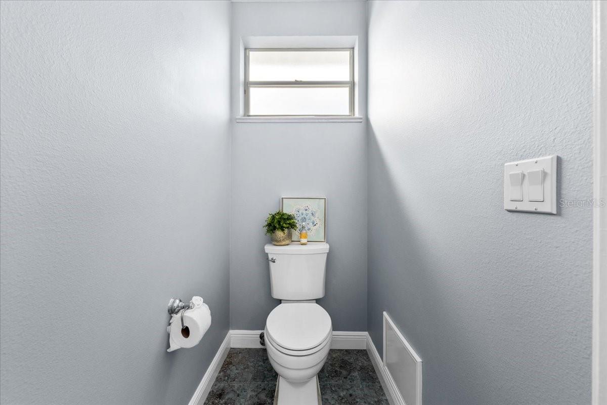 5501 CLIPPER CT — photo 36