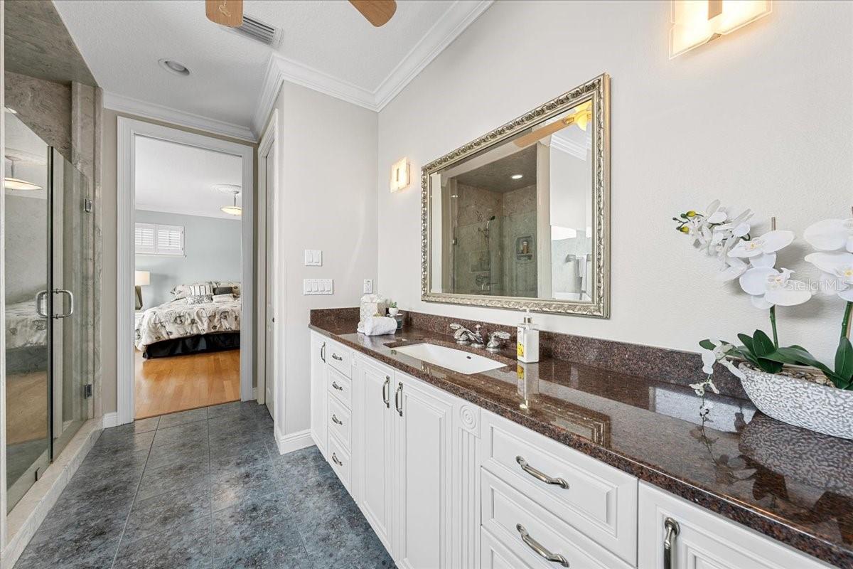 5501 CLIPPER CT — photo 39