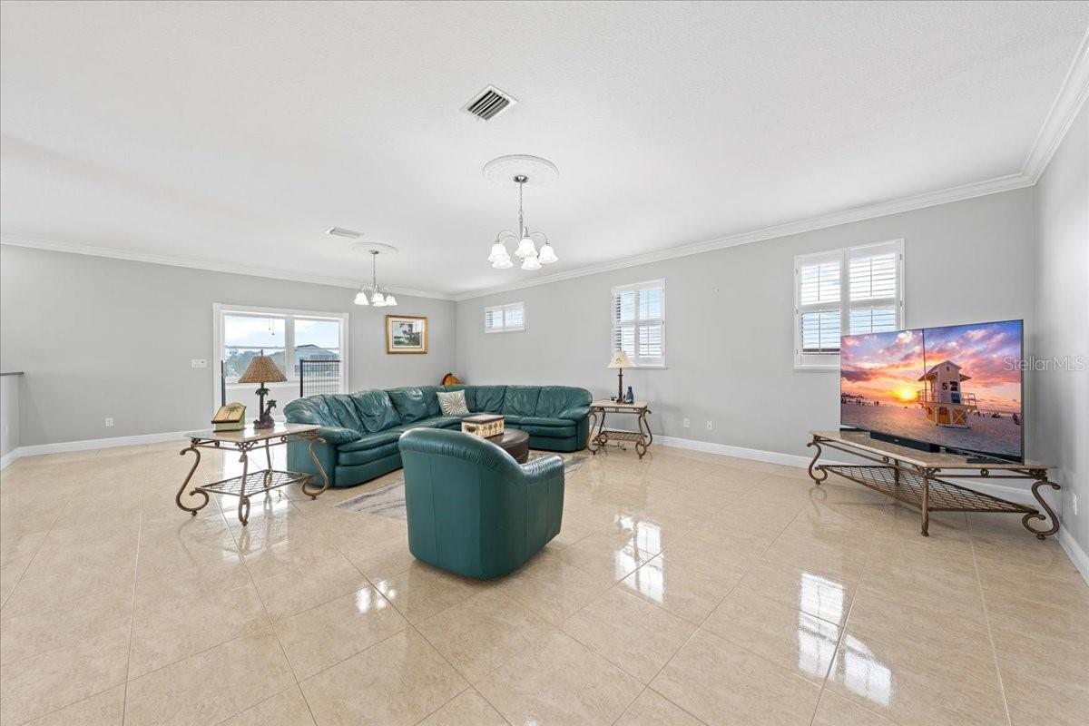 5501 CLIPPER CT — photo 42