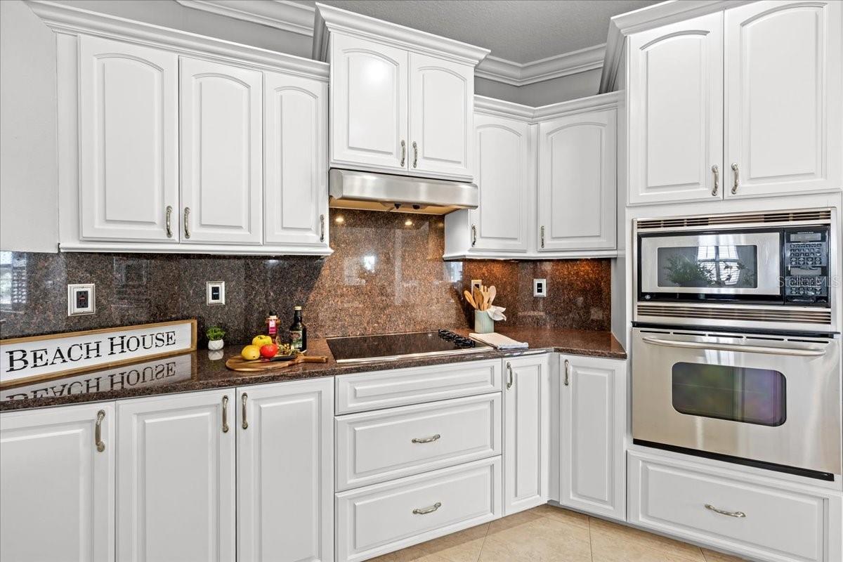 5501 CLIPPER CT — photo 53