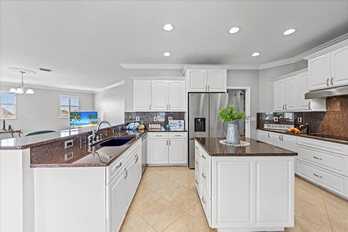 5501 CLIPPER CT — photo 55
