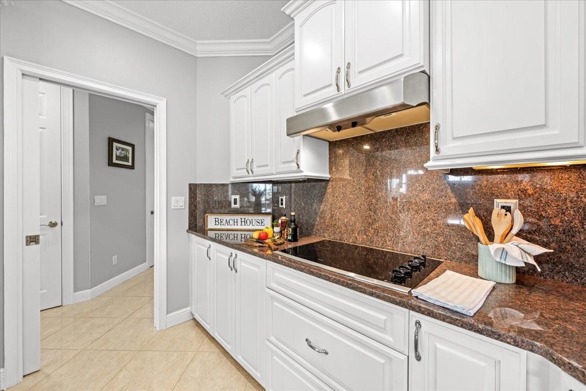 5501 CLIPPER CT — photo 59