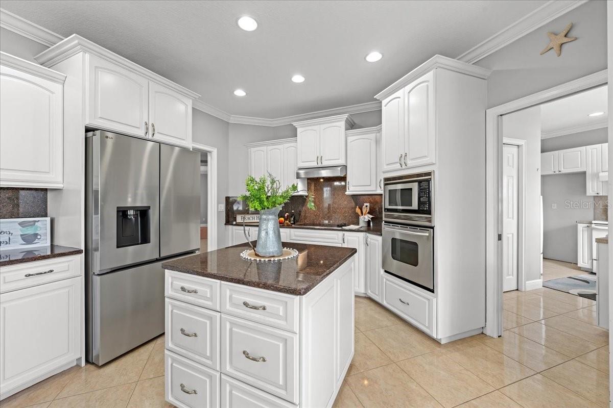 5501 CLIPPER CT — photo 60