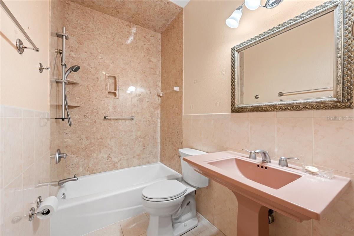 5501 CLIPPER CT — photo 64