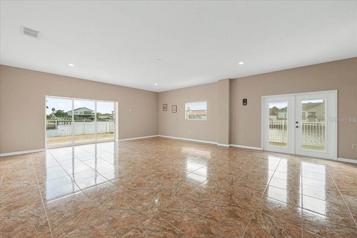 5501 CLIPPER CT — photo 81