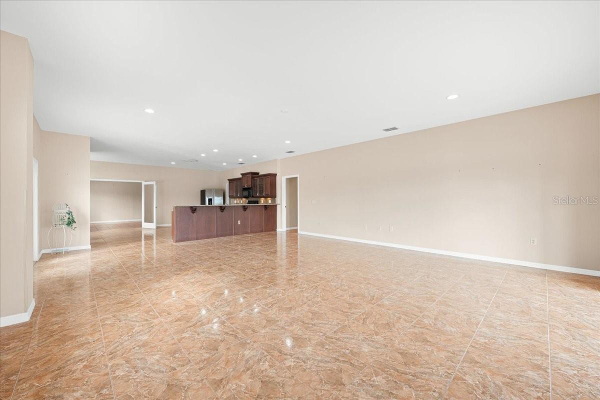 5501 CLIPPER CT — photo 84