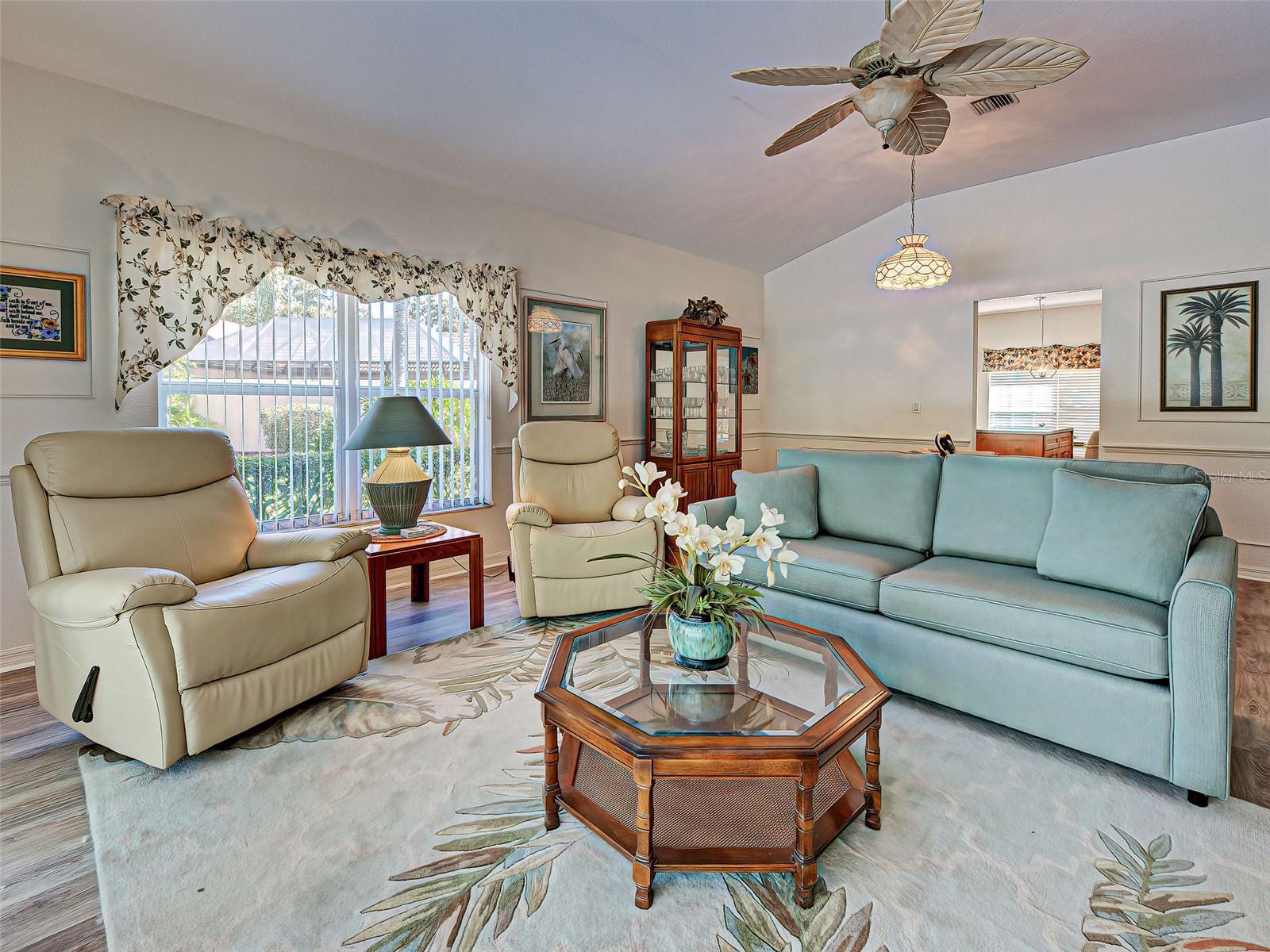 201 KING PALM CT — photo 20